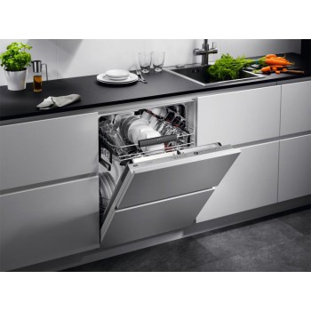 Everglades EVBi5601B - Volledig Geïntegreerde Inbouwvaatwasser - 12 Couverts - 6 Wasprogramma's - E Klasse - Display